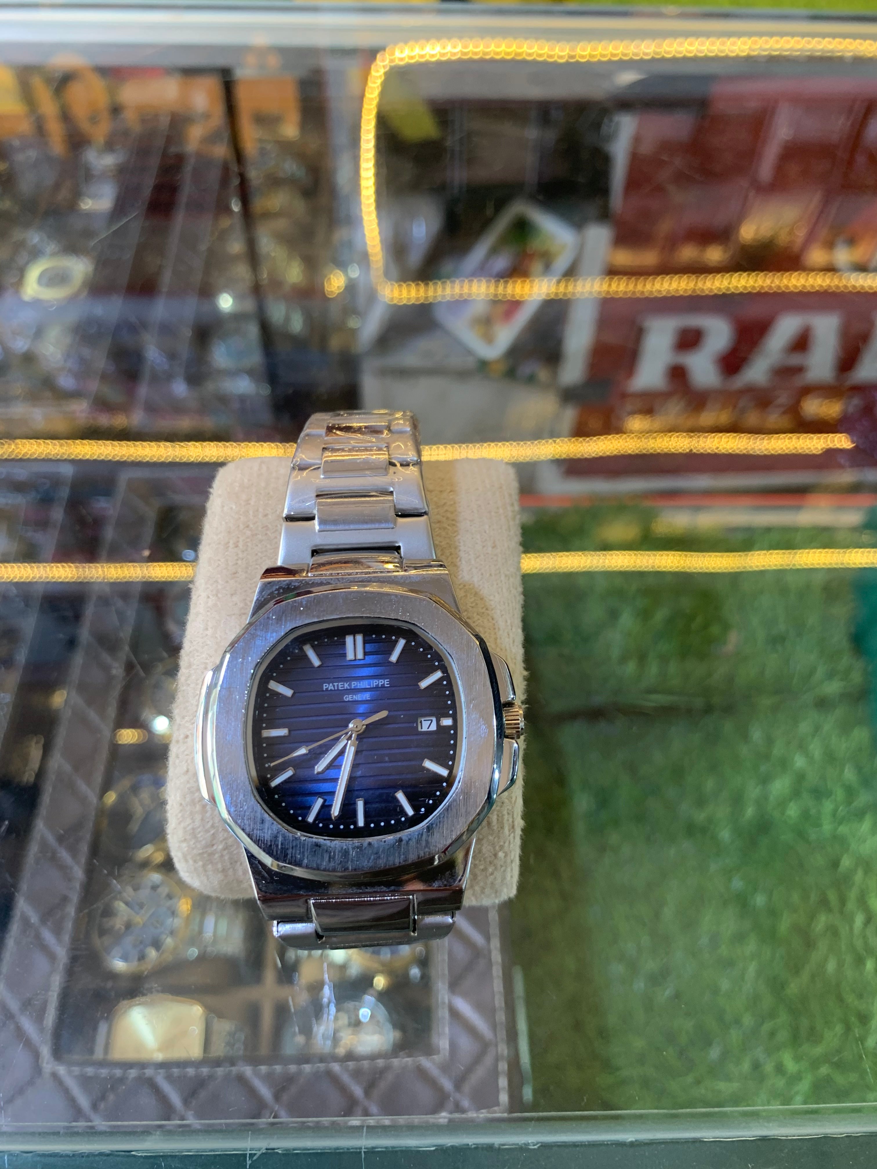 Patek Philippe Nautilus-style