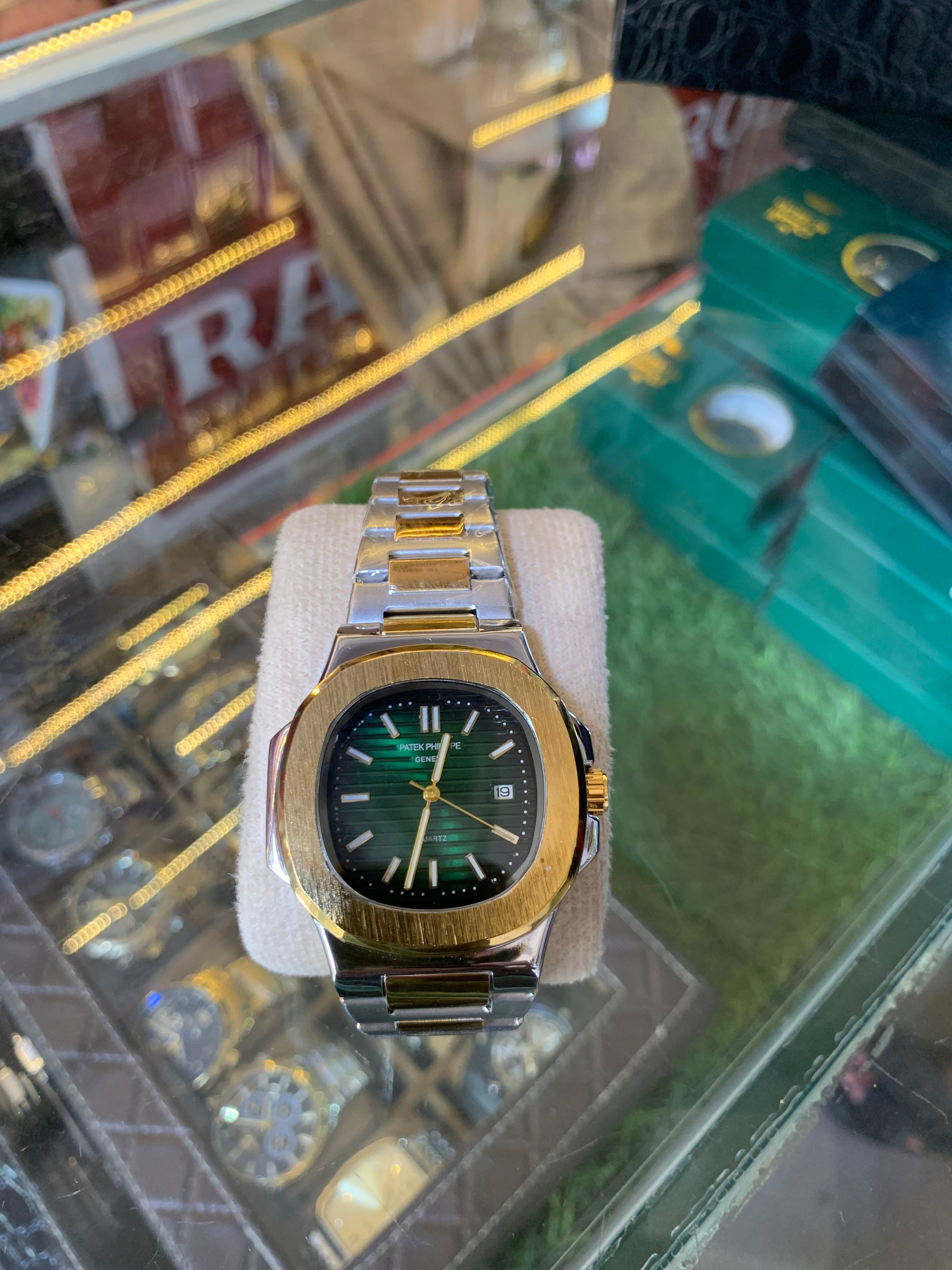 Patek Philippe Nautilus-style
